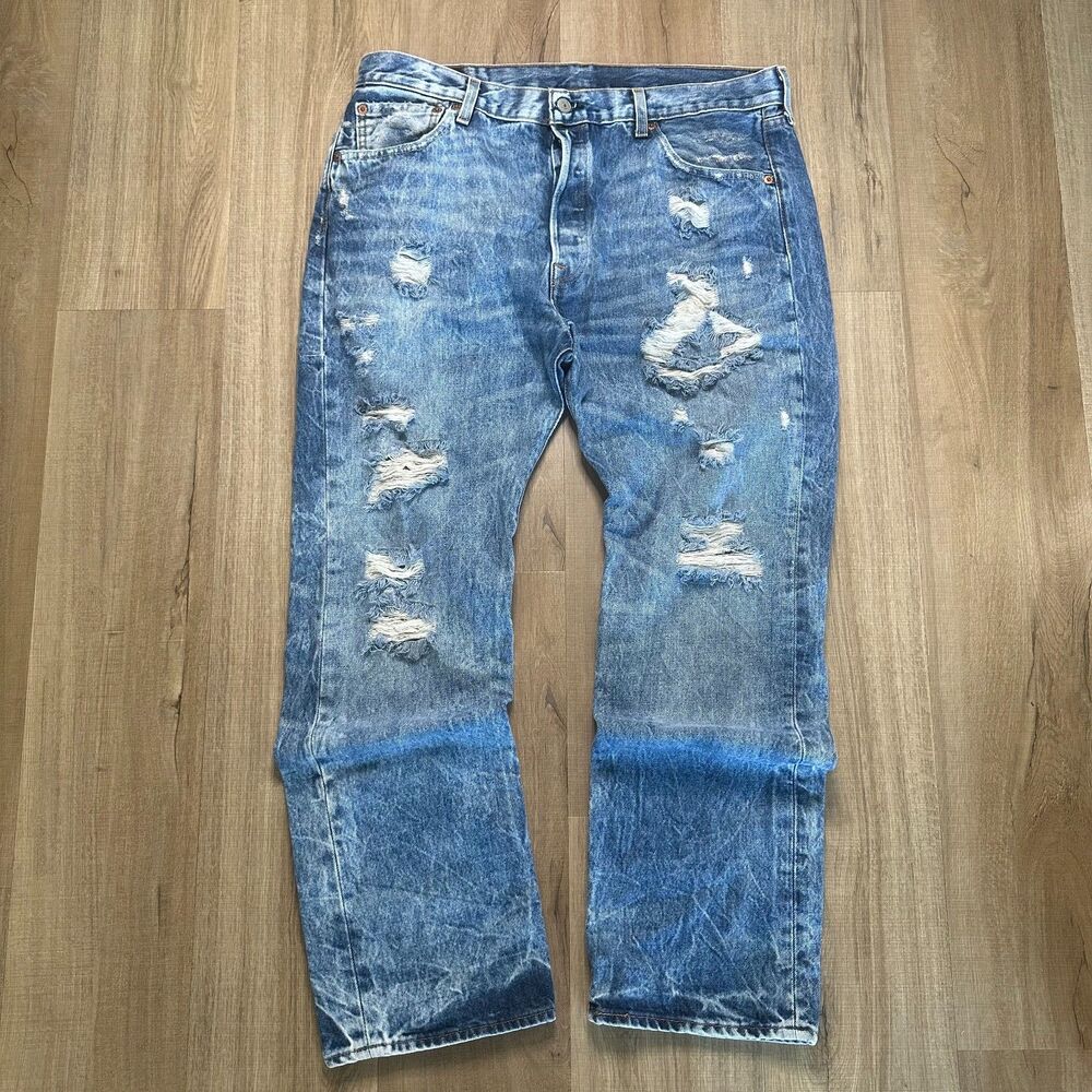 Thrashed Ripped Destroyed Levi Strauss & Co. 501 Denim Jeans 36 x 30